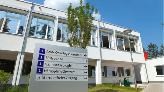 Fassade von Gebäude 1