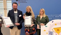 Foto Preisverleihung SCHULEWIRTSCHAFTPREIS